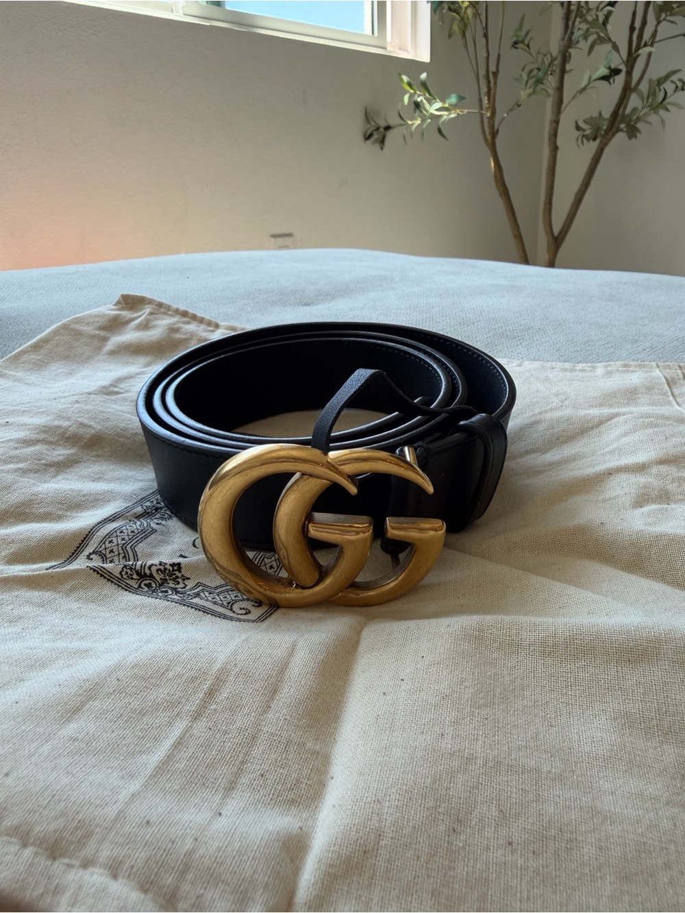 Gucci Black Leather Belt with Gold Double G Buckle